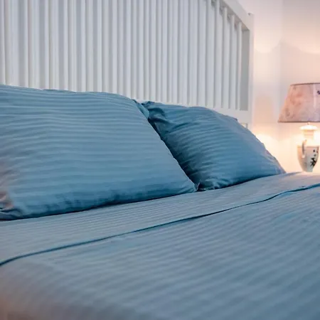 17, Cabacum Beach Apartment Warna